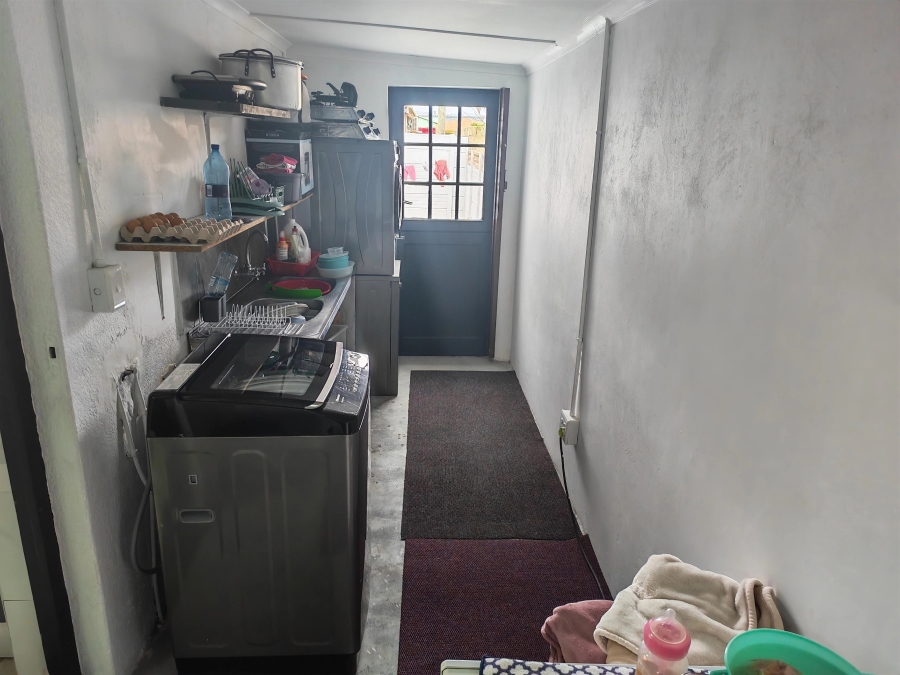 4 Bedroom Property for Sale in Gustrouw Western Cape